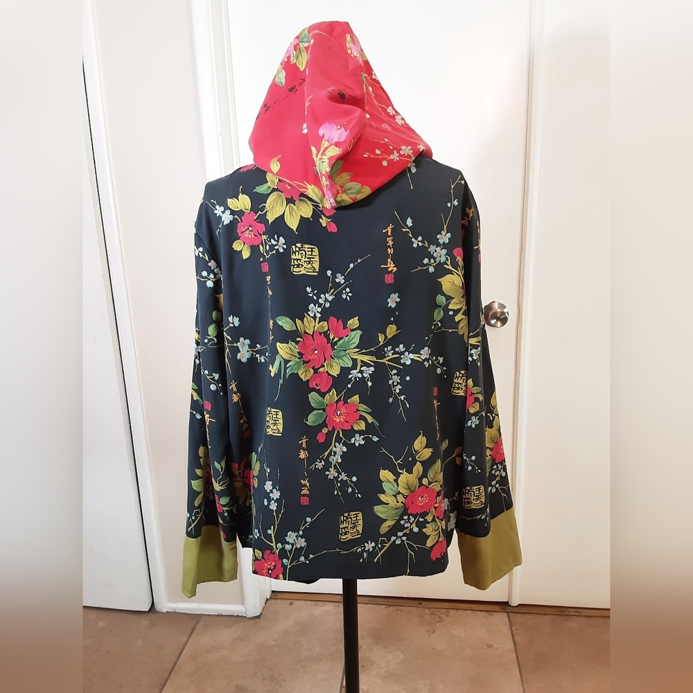 Anne Carson Black Floral Silk Hoodie - Picture 2 of 3